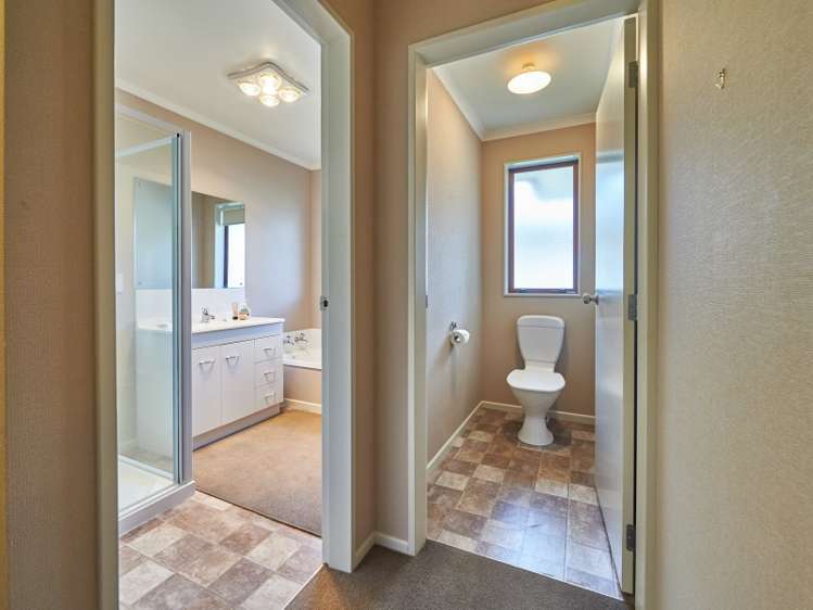 16 Orlando Way Kelvin Grove_8