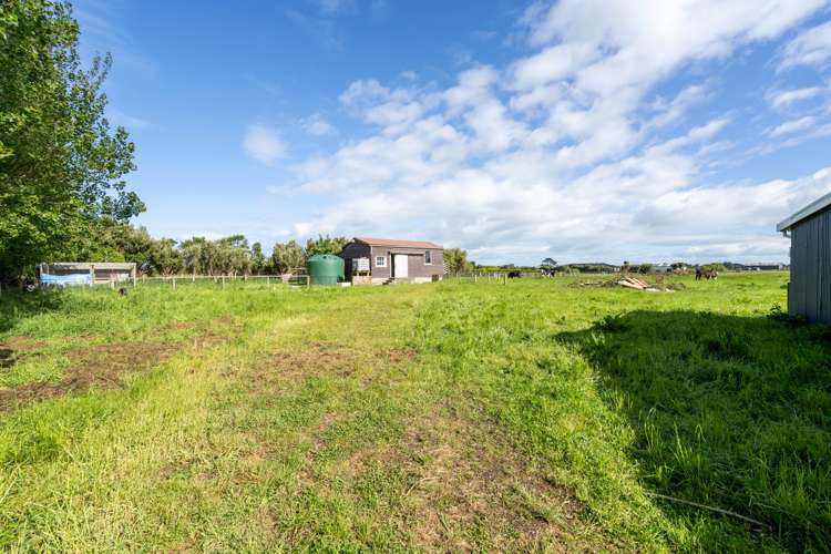 266 Bay Road West Plains_30