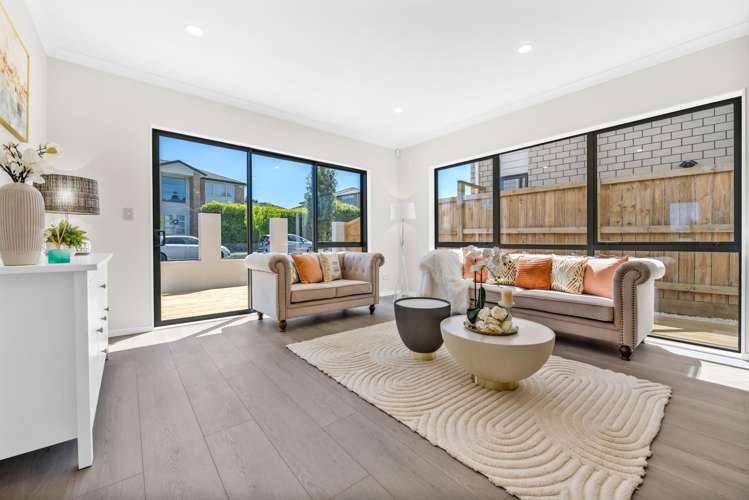 20 Hughs Way Flat Bush_16