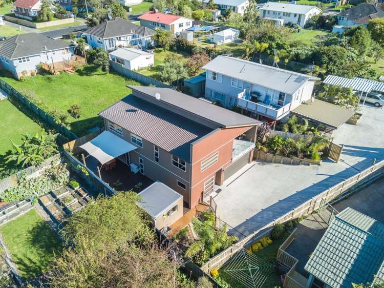 9a Chippendale Crescent Birkdale_22