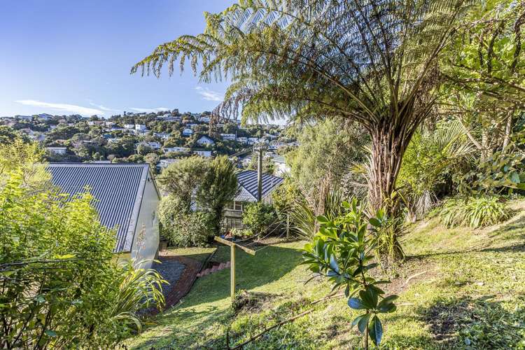 15 Wrights Hill Road Karori_18