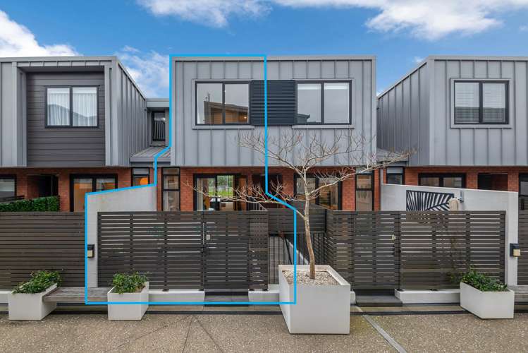 18/4 Stables Lane Millwater_8