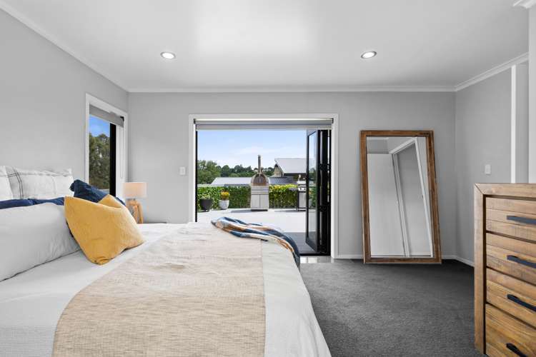 39 Alpers Ridge Leamington_12