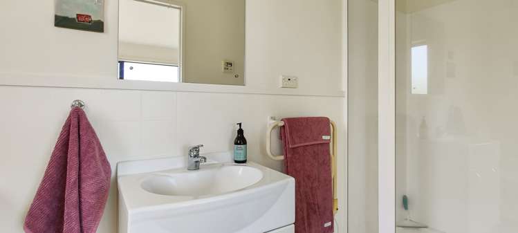 237 Tukere Drive Whangamata_15