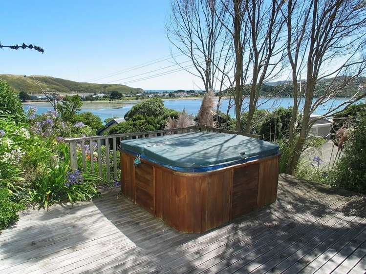 15 Paekakariki Hill Road Paremata_20