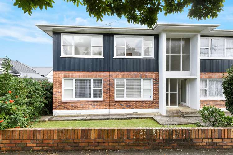 3/31 Clonbern Road Remuera_17