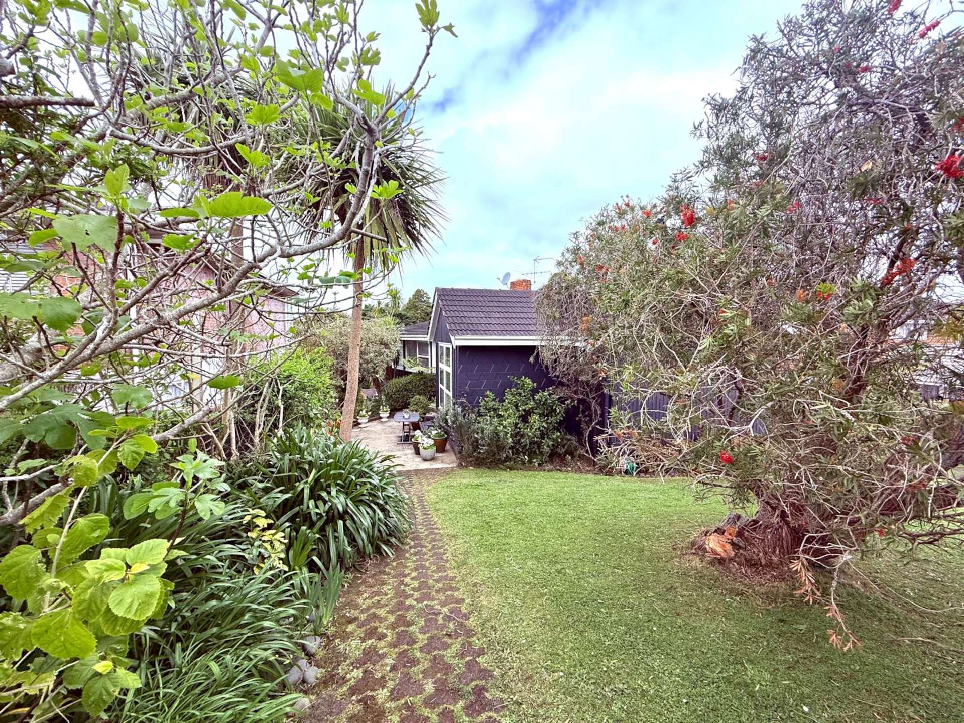 16 Lydia Avenue Northcote_0