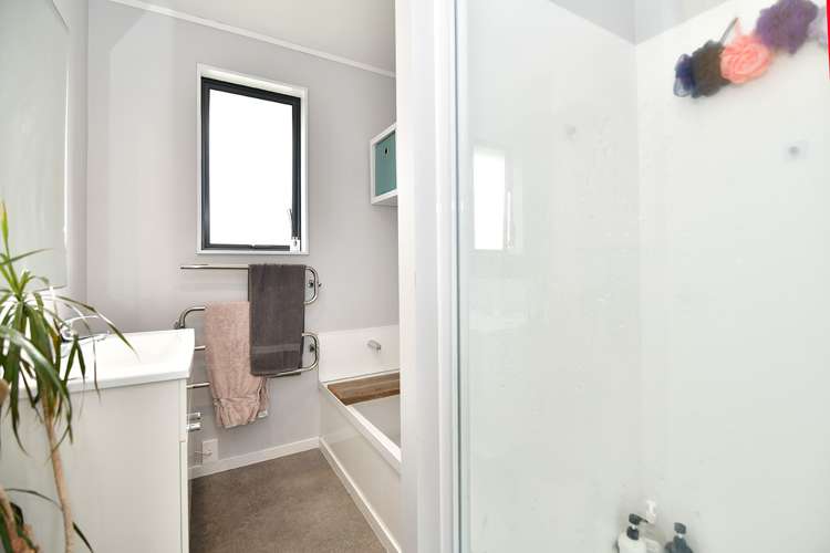 15 Springs Road Parakai_14