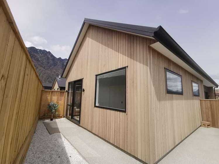 16 Howden Drive_0