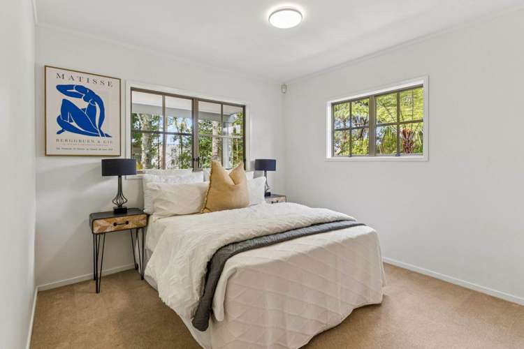 28 Longfellow Parade Glen Eden_20