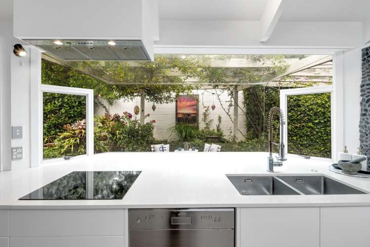 178 Bleakhouse Road Mellons Bay_12