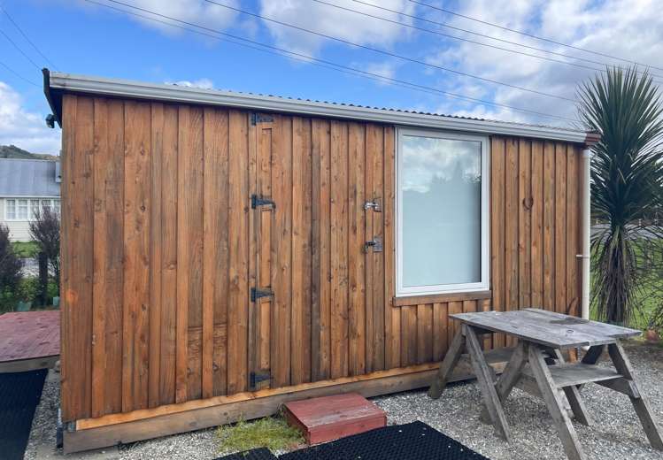 7 Herald Street Reefton_4