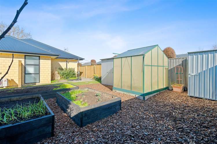 4 Mimosa Lane Yaldhurst_24