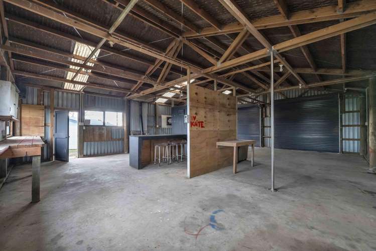 144 Victoria Road Stratford_23