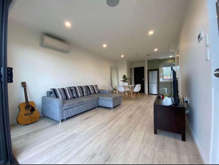 2/103 Flanshaw Road Te Atatu South_3