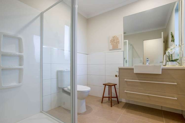 21b Fynes Avenue Stonefields_11