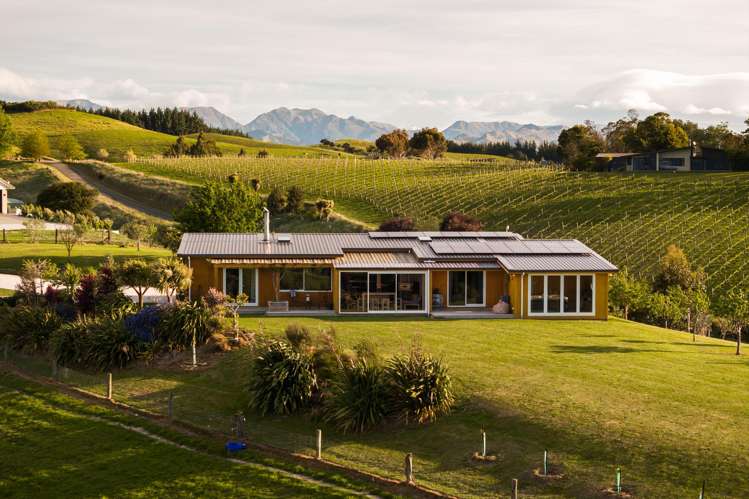 286 Delta Lake Heights Renwick_23