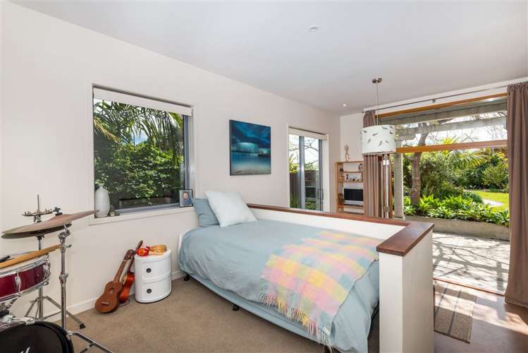 36 Williamson Avenue Belmont_14