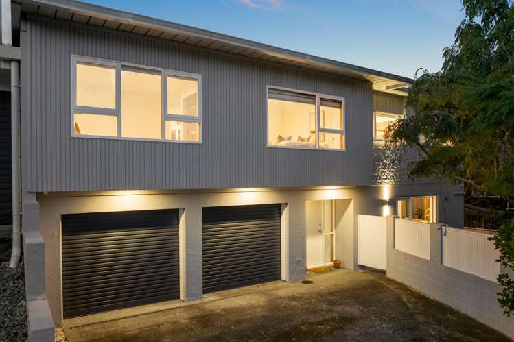 2/31B Bevyn Street Castor Bay_0
