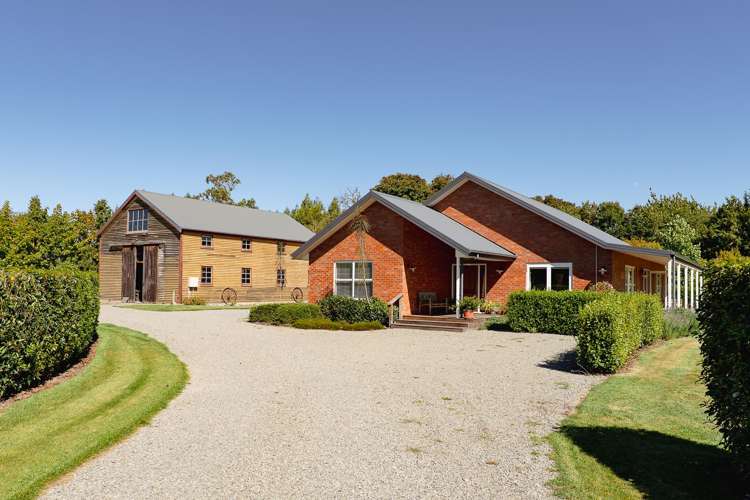 49 Stott Drive Darfield_20