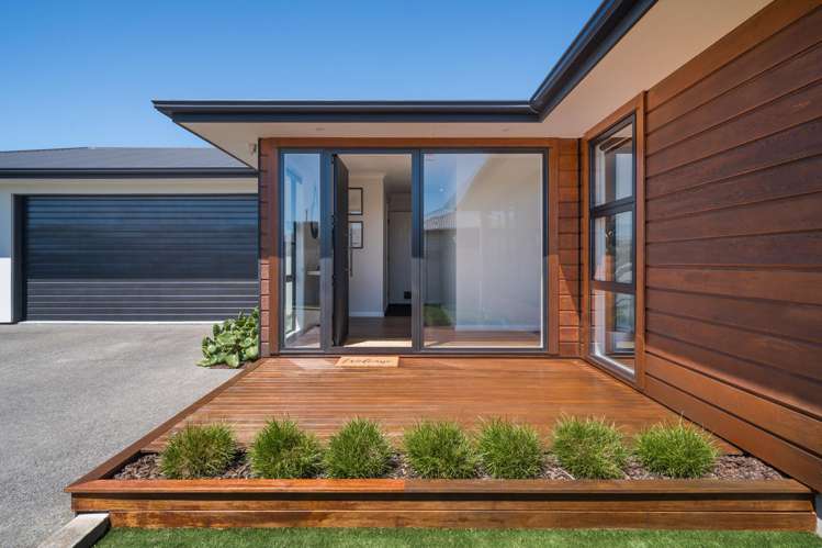 19 Coutts Way_3