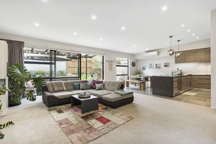 4 Gateway Avenue Beachlands_1