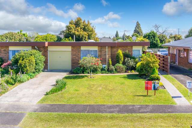 3 Sandringham Road Enderley_1