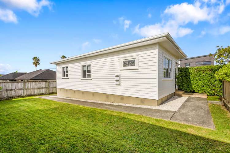 797A Te Atatu Road Te Atatu Peninsula_13