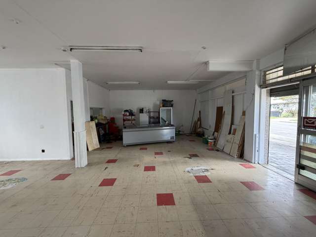 623 Kiwi Street Camberley_2