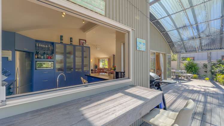 19 Crown Reef Pauanui_5