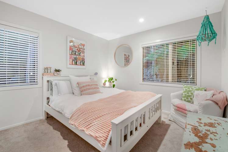 115 Waldorf Crescent Orewa_20