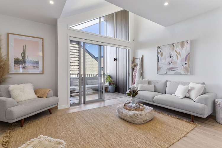 2/28 Nevill Road Hobsonville_6