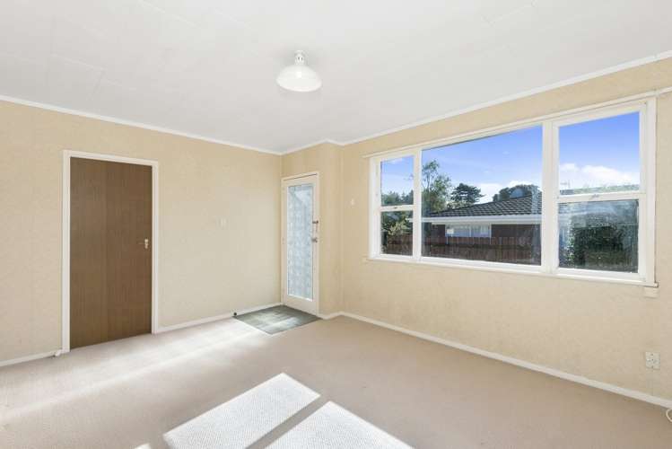 2/14 Eyre Street Henderson_6