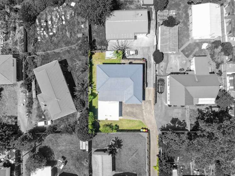 106 Bruce Mclaren Road Henderson_9