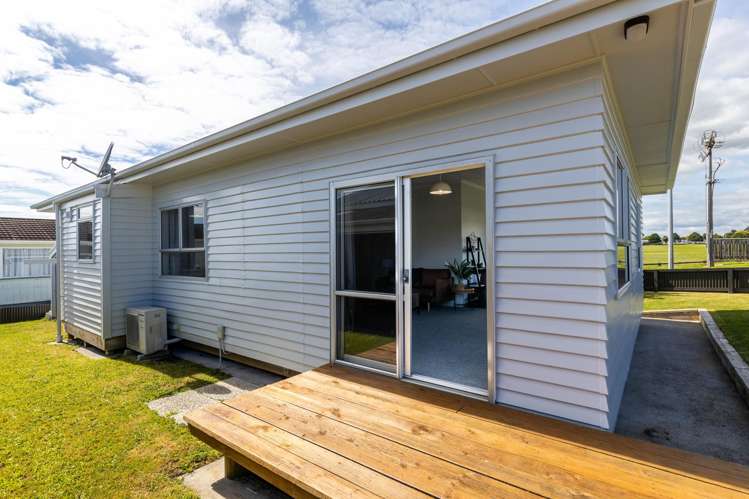 2 King Street Waitara_18