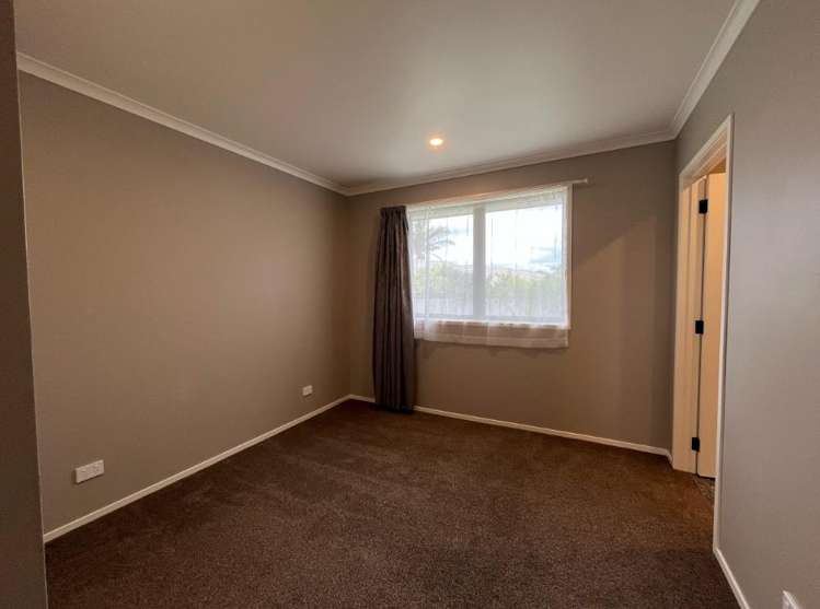 12 Sea dune place Ruakaka_12