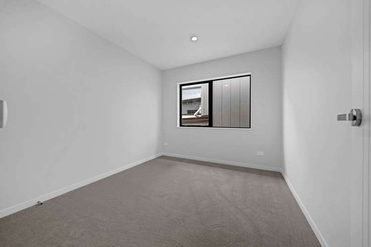17 Artemis Way Flat Bush_13