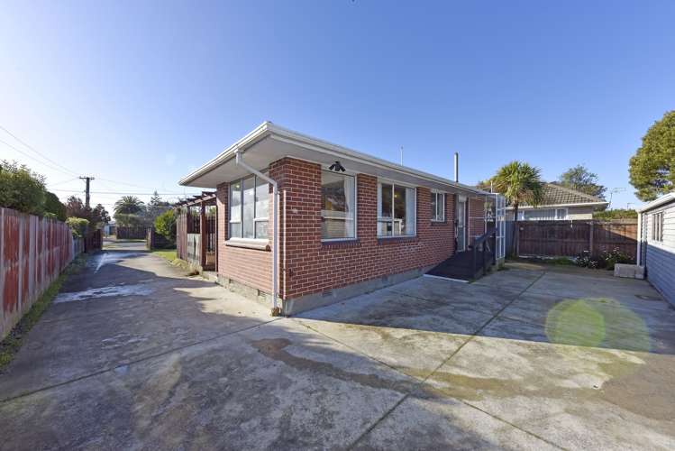 172 Shortland Street Aranui_2