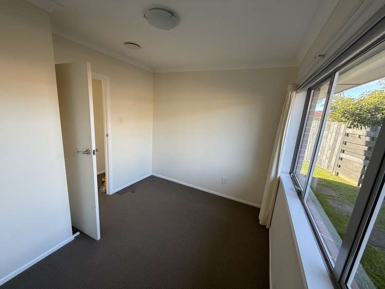 15 Glenties Lane Ellerslie_10