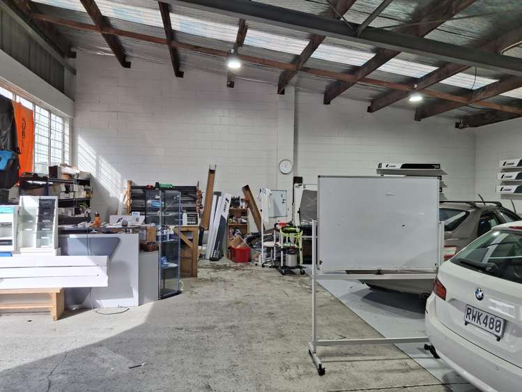 B + C/10 Hillside Road Wairau Valley_5