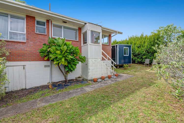 18B Brian Crescent Stanmore Bay_16