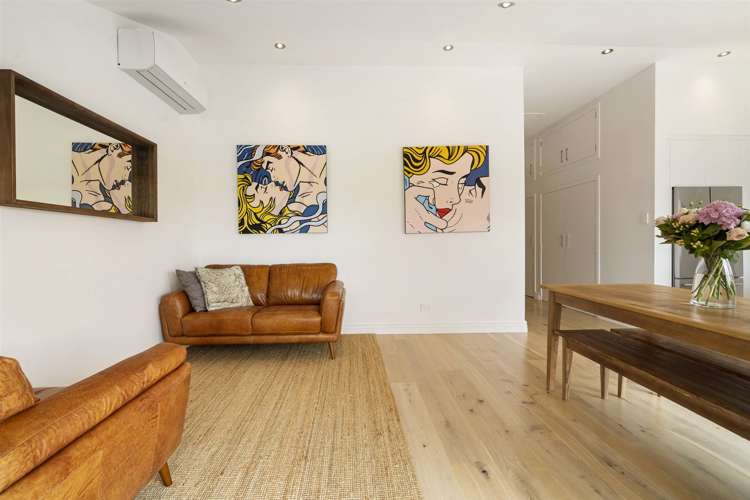 6 Lake Road Devonport_8