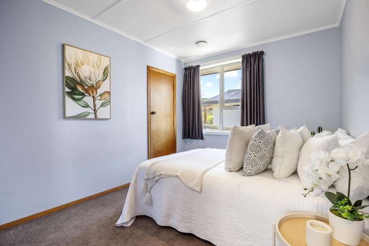 3 Hanlon Street Halfway Bush_17