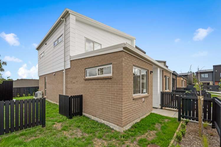 2/470 West Coast Road Glen Eden_17