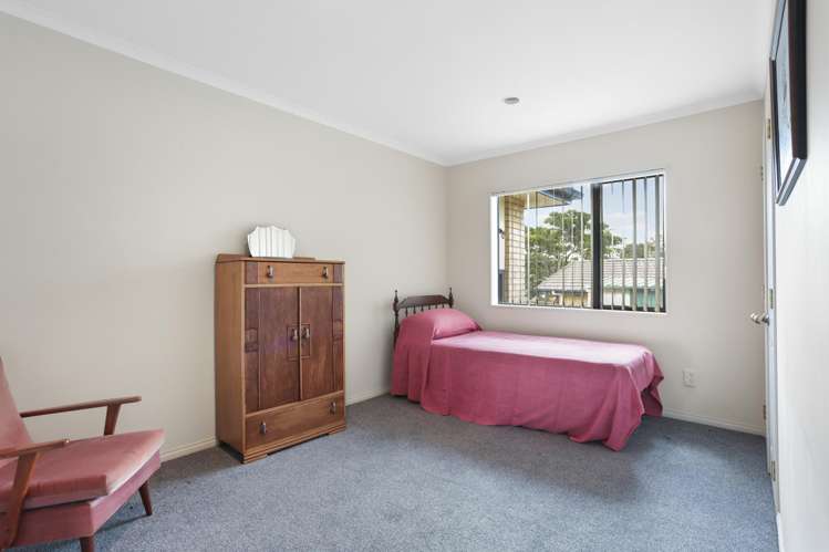 6 Rosebay Rise Henderson_15