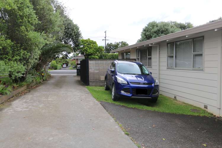 1/62 Rawhiti Road One Tree Hill_11