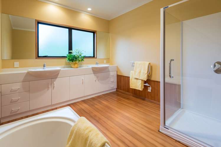 82 Harry Dreadon Road Opaheke_13