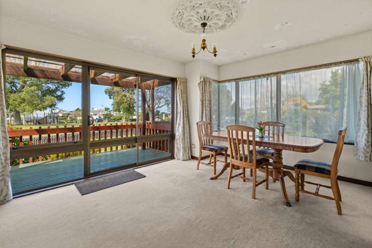 32 Hillcrest Road Otumoetai_9