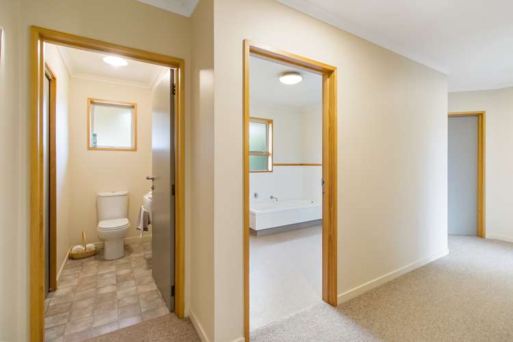 50 Bassett Road Rosewill_19