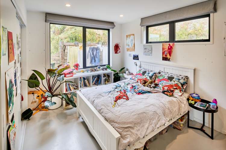 751 Makara Road Makara_14